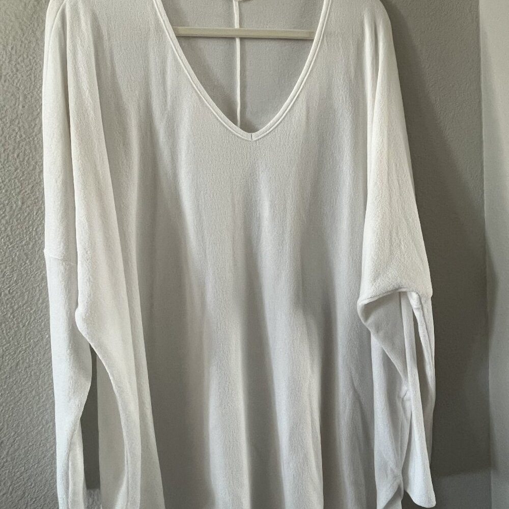 Baoutique White top